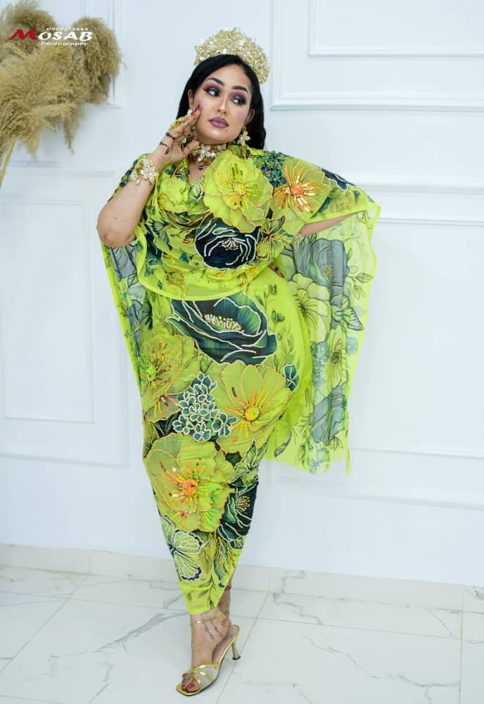 توب حرير سلك مشغول