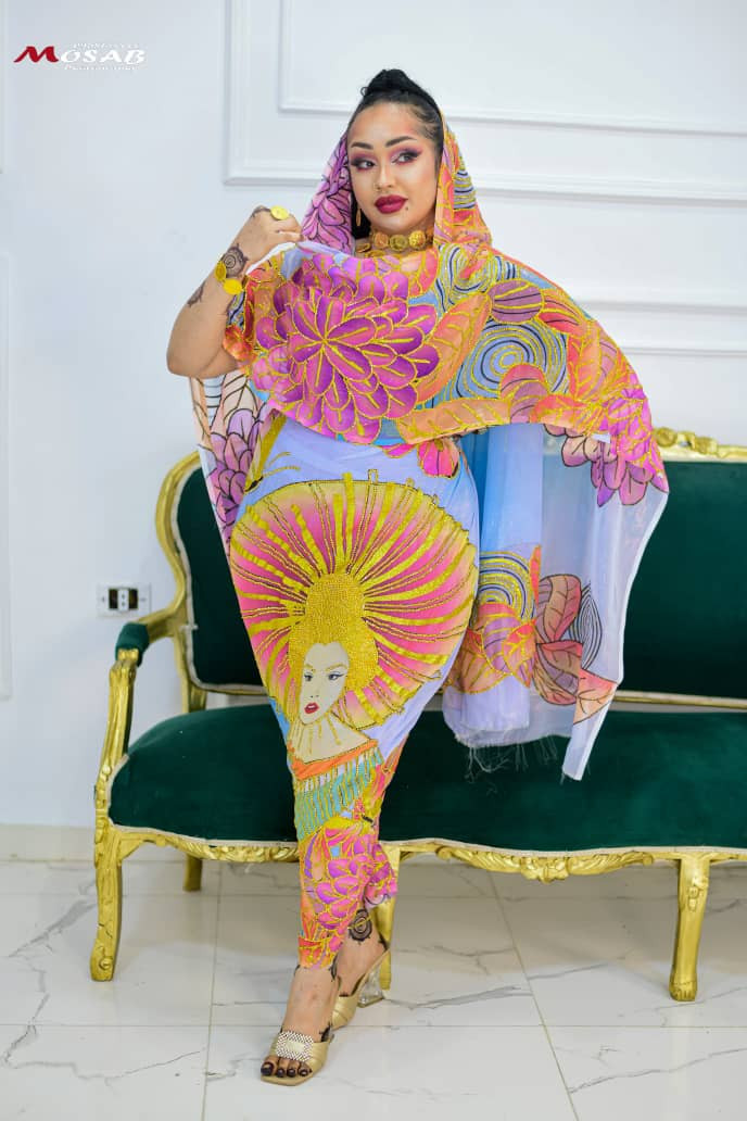 توب حرير سلك مشغول