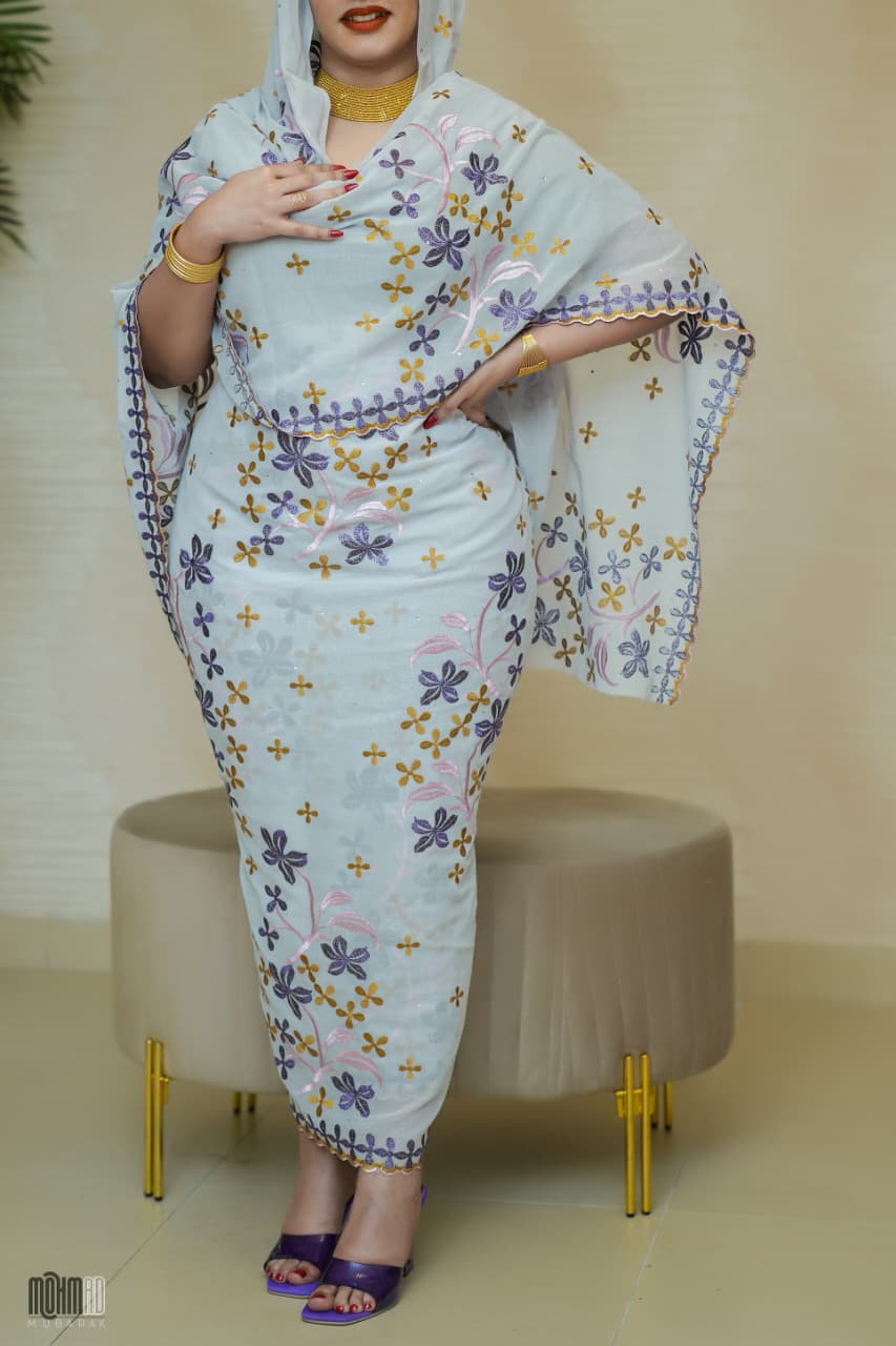 توب توتل سويسري مطرز