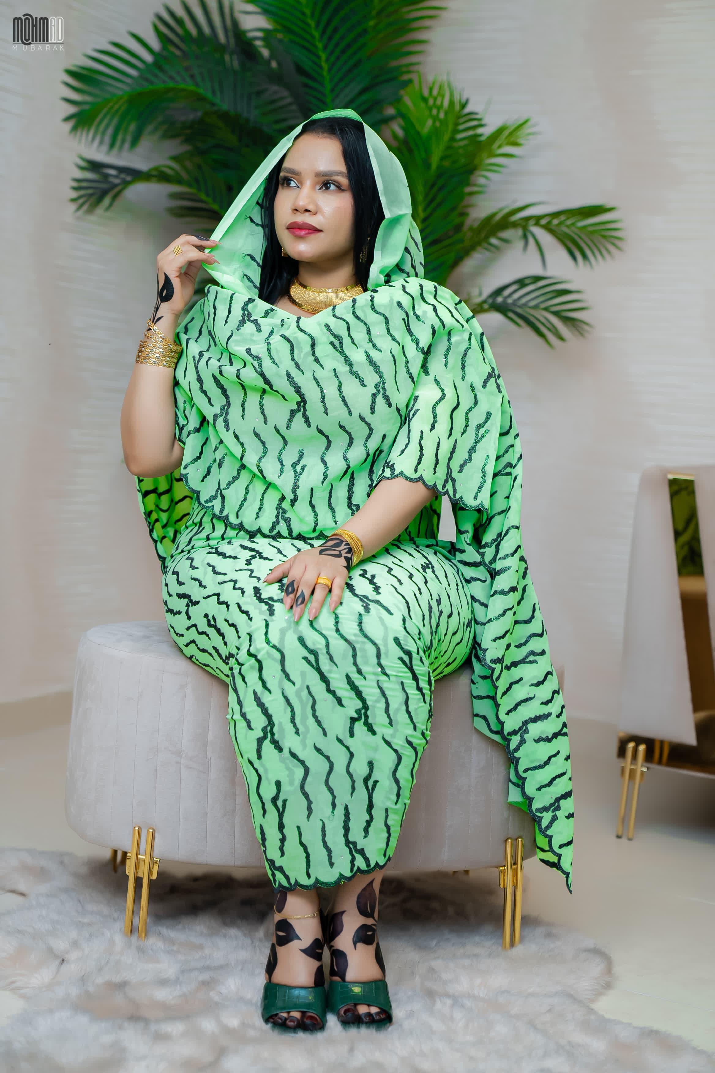 توب توتل سويسري مطرز