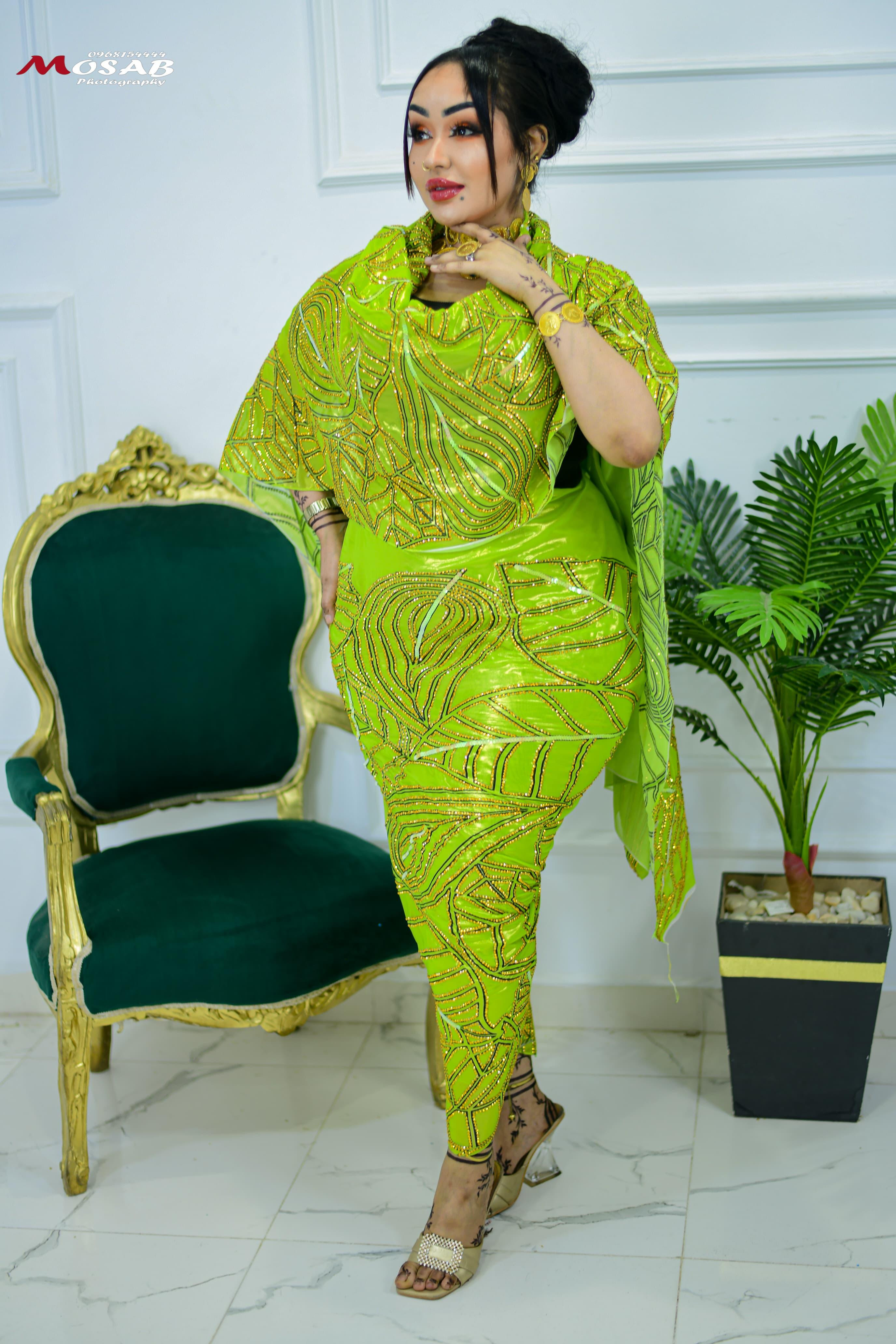 توب حرير مشغول سوارفسكي وترتر