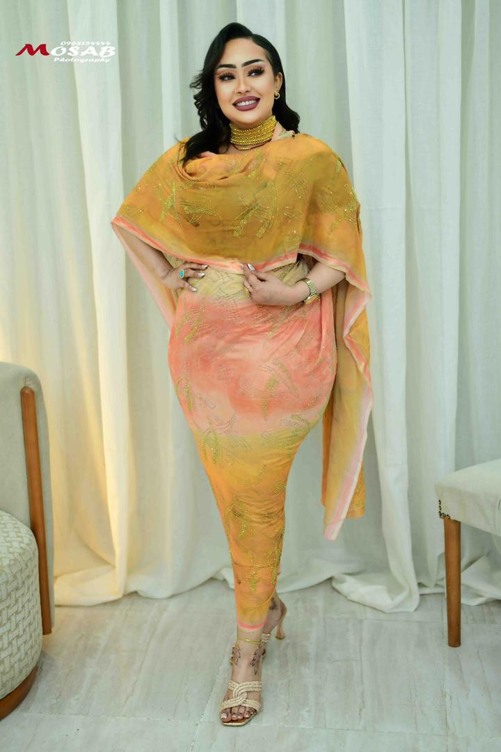 توب حرير لامي مشغول سوارفيسك