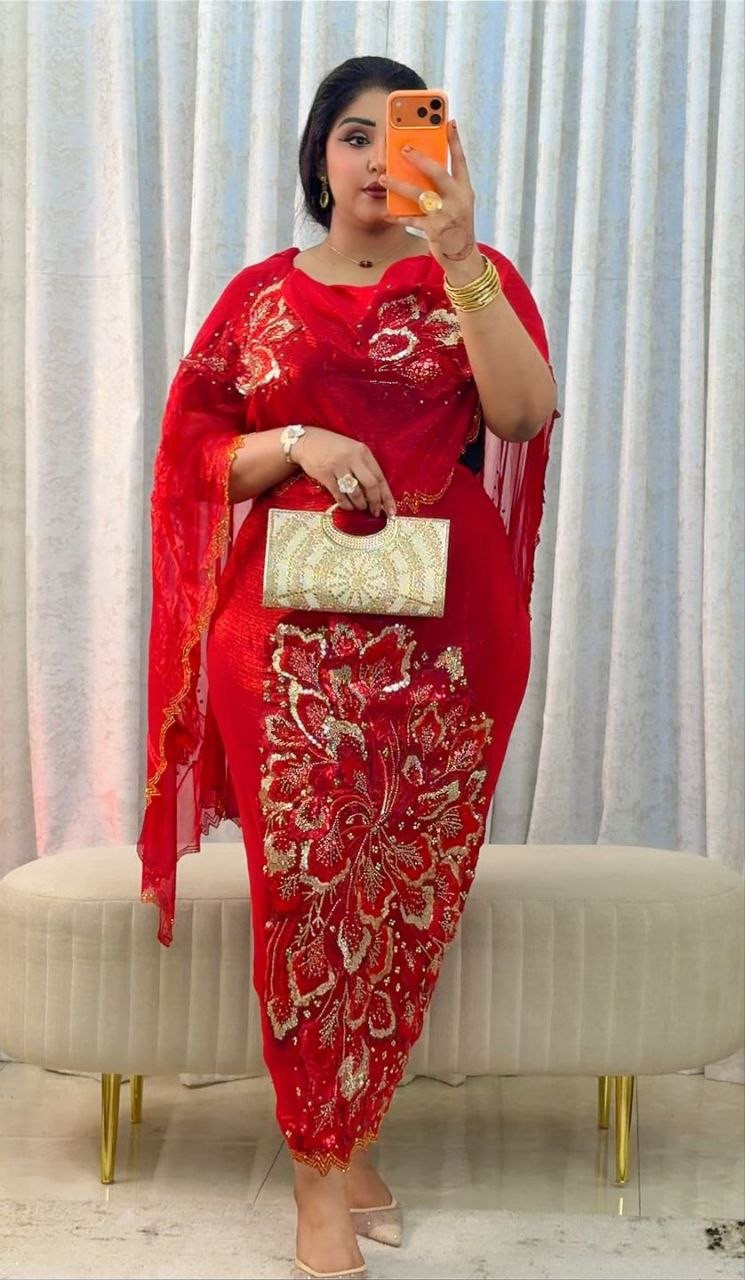 توب لامي مشغول مع الشنطه