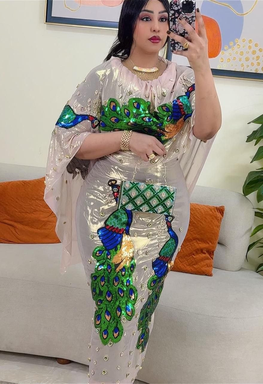 توب لامي مشغول مع الشنطه