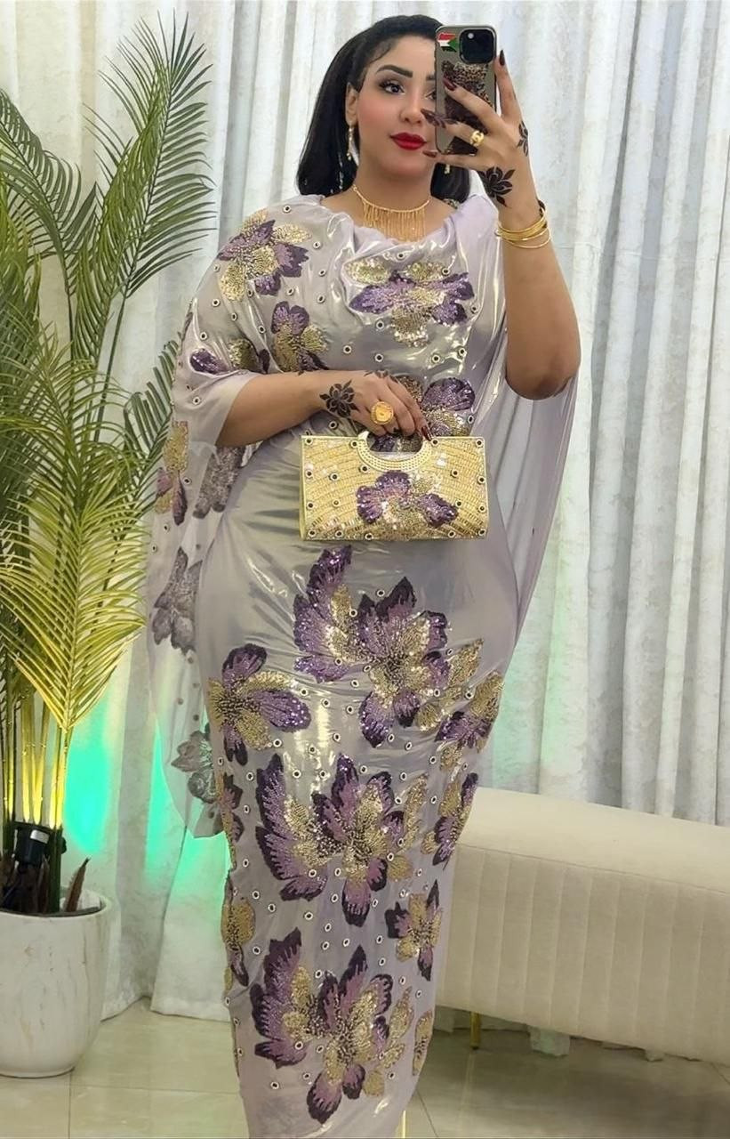 توب لامي مشغول مع الشنطه